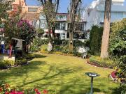 CASA EN VENTA EN PARQUES DE LA HERRADURA CON HERMOSO JARDÍN