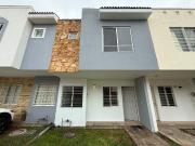 Casa en Venta en Parques del Bosque, ¡a solo 5 minutos...