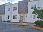 CASA EN VENTA EN PASEO DE LOS OLIVOS, PLAYA DEL CARMEN