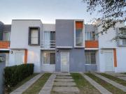 CASA EN VENTA EN PASEO DE LOS PARQUES – TLAQUEPAQUE