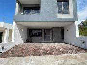 Casa en Venta en Paseo Del Paque Tres Marías