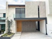 Casa en venta en Paseo del Parque, Morelia, Michoacán de...