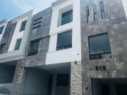 CASA EN VENTA EN PASEO DEL VERGEL EN ZONA CARRETERA NACIONAL