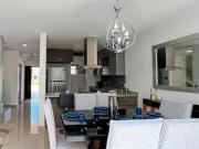 Casa en Venta en Paseo San Junípero