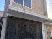 CASA EN VENTA EN PASEOS DE LA CIMA LEON GTO ZONA NORTE...