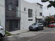 Casa en venta en Paseos del Bosque, Naucalpan de Juárez,...