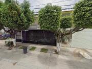 Casa en Venta en Paseos del Sol a 18 min. de Expo...