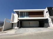 CASA EN VENTA EN PEDREGAL DE LA MONTAÑA CARRETERA NACIONAL