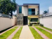 Casa en venta en Pedregal de las Fuentes, Jiutepec | 4...