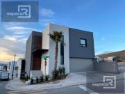 CASA EN VENTA EN PEDREGALES ZONA VALLES