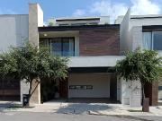 Casa en Venta en Península, García, Nuevo León