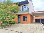 Casa En Venta En Pereira En Cerritos V303034