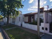 CASA EN VENTA EN PERGAMINO CON PILETA