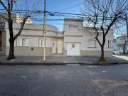 CASA EN VENTA EN PERGAMINO EN ZONA CÉNTRICA