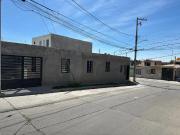 CASA EN VENTA EN PERIODISTAS CERCA DE AV. MARIANO HIDALGO