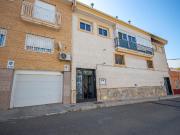 Casa en venta en Petrer. Casa independiente con gran...