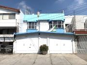 Casa en venta en Petrolera Taxqueña, Coyoacán, Ciudad de...