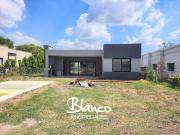 Casa en Venta en Pilar del Este, Pilar, G.B.A. Zona...