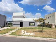 Casa en Venta en Pilar del Este, Pilar, G.B.A. Zona...