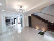 casa en venta en pinares. Cod V2495