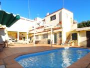 Casa en venta en Pineda de Mar, Centre. Casa para 2...