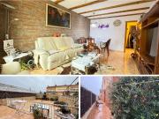 Casa en venta en Pira. Espectacular casa esquinera a...