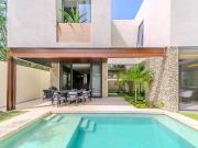 CASA EN VENTA EN PLAYA DEL CARMEN A 10 MINUTOS DE...