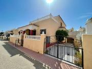 Casa en venta en Playa Flamenca, Alicante Costa Blanca