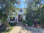 Casa en venta en playa sur muy amplia en Mazatlan