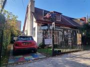 Casa en Venta en Plaza Eusebio Lillo/ a dos calles de...
