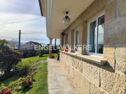 Casa en venta en Poio, Combarro. Casa de piedra con...