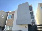 casa en renta o venta en pontevedra zona galerías santa...