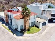 CASA EN VENTA EN PORTA FONTANA