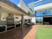 CASA EN VENTA EN PORTA FONTANA