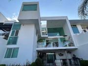 Casa en Venta en Porta Fontana con Terraza