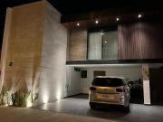 CASA EN VENTA EN PORTA FONTANA LEÓN GTO