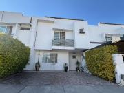 Casa en Venta en Portón del Valle | Terreno Excedente y...