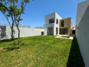 CASA EN VENTA EN PRADERAS DEL MAYAB ZONA NORTE DE MÉRIDA