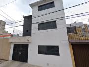 CASA EN VENTA EN PRADO VALLEJO