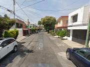 CASA EN VENTA EN PRADOS DEL ROSARIO CERCA DE PARQUE...