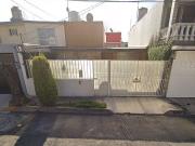 CASA EN VENTA EN PRADOS DEL ROSARIO, REMATE HIPOTECARIO