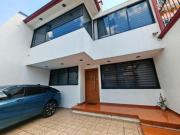 Casa en Venta en Presidentes Ejidales con acceso controlado