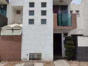 CASA EN VENTA EN PRIV. SAN GABRIEL, ARBOLEDAS DE...