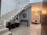 ? CASA EN VENTA EN PRIVADA ?