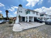 CASA EN VENTA EN PRIVADA A 3 MINUTOS DE PLAZA MAYOR...
