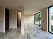 Casa en Venta en Privada aun costado de Yucatán Country Club