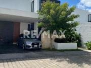 Casa en venta en privada Barlovento en Temozón Norte,...