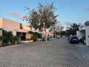 Casa en Venta en privada Barlovento, Temozón, Mérida,...