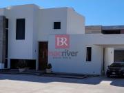 CASA EN VENTA EN PRIVADA BUENAVENTURA. CD. OBREGÓN, SONORA