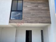 Casa en Venta en Privada Cielo Abierto Los Lagos SLP...